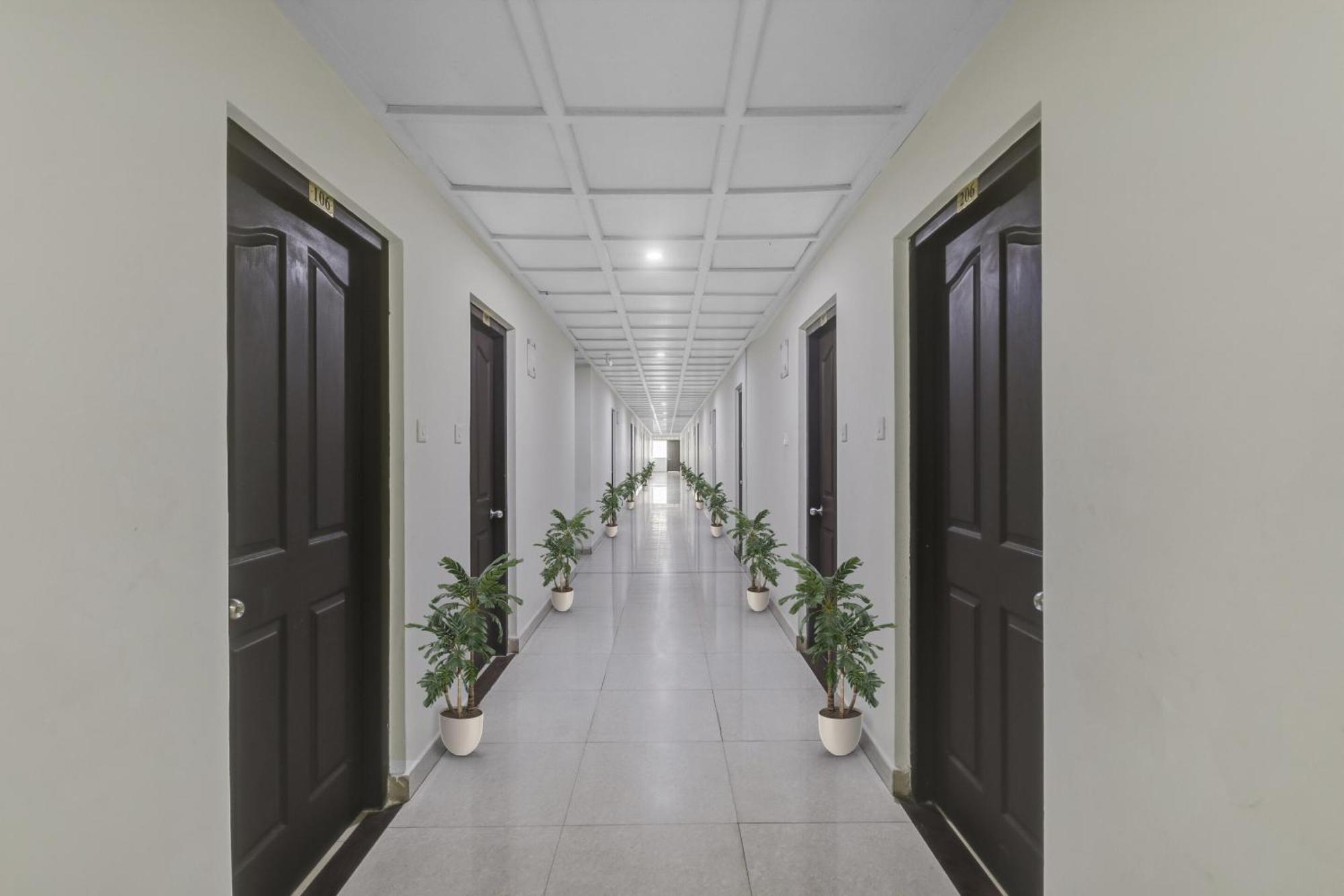 Hotel O Kalapurackal Residency Thekkady Exterior photo