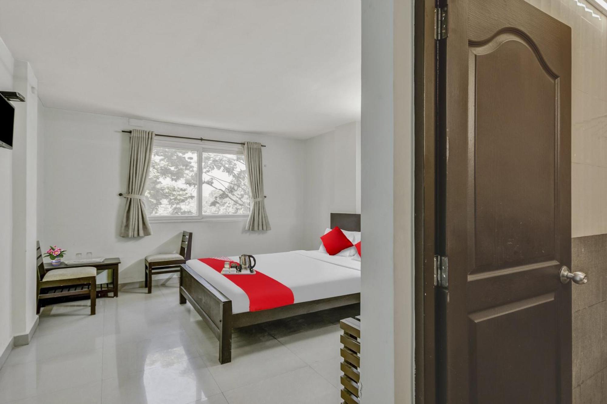 Hotel O Kalapurackal Residency Thekkady Exterior photo