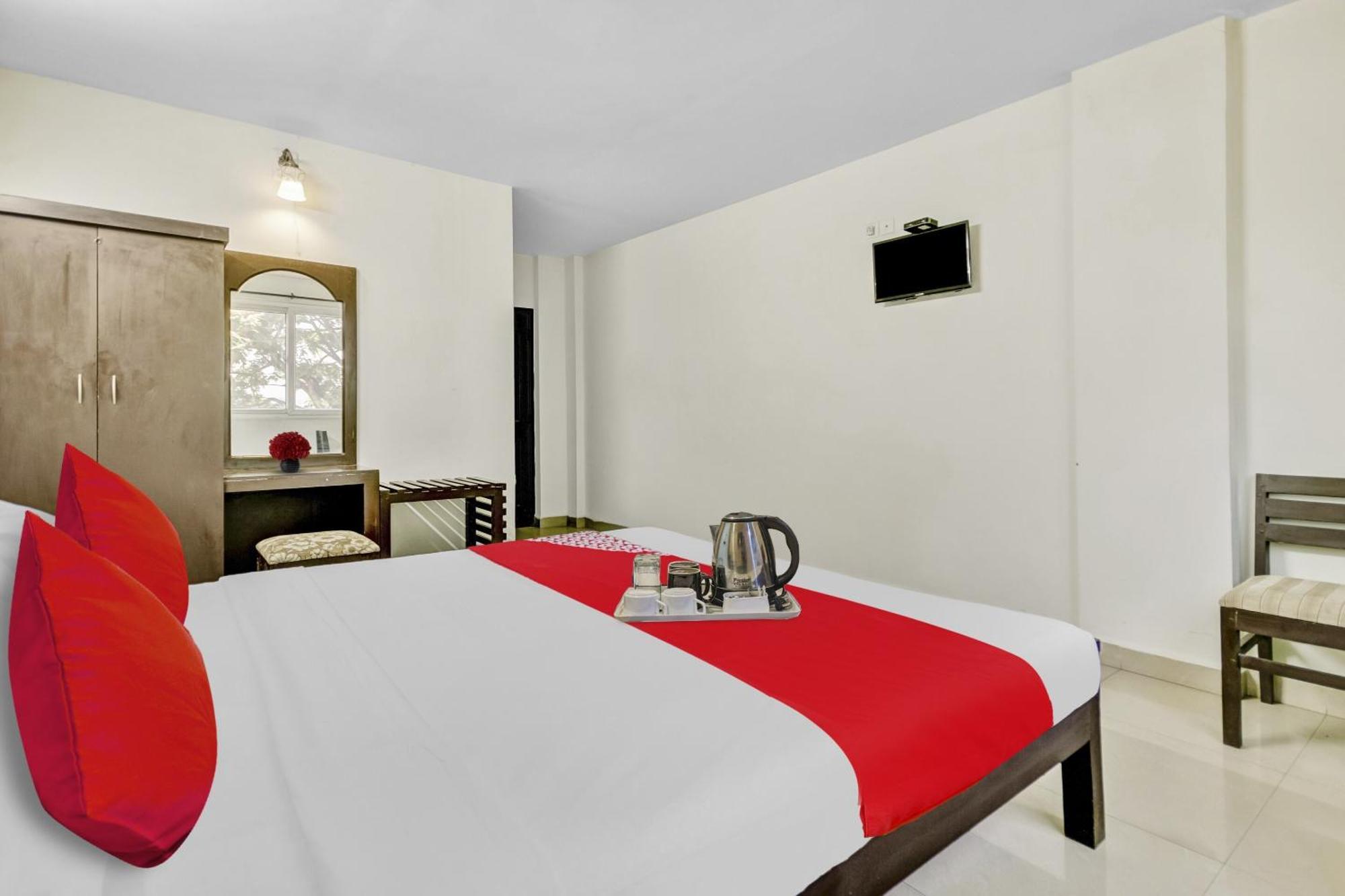 Hotel O Kalapurackal Residency Thekkady Exterior photo