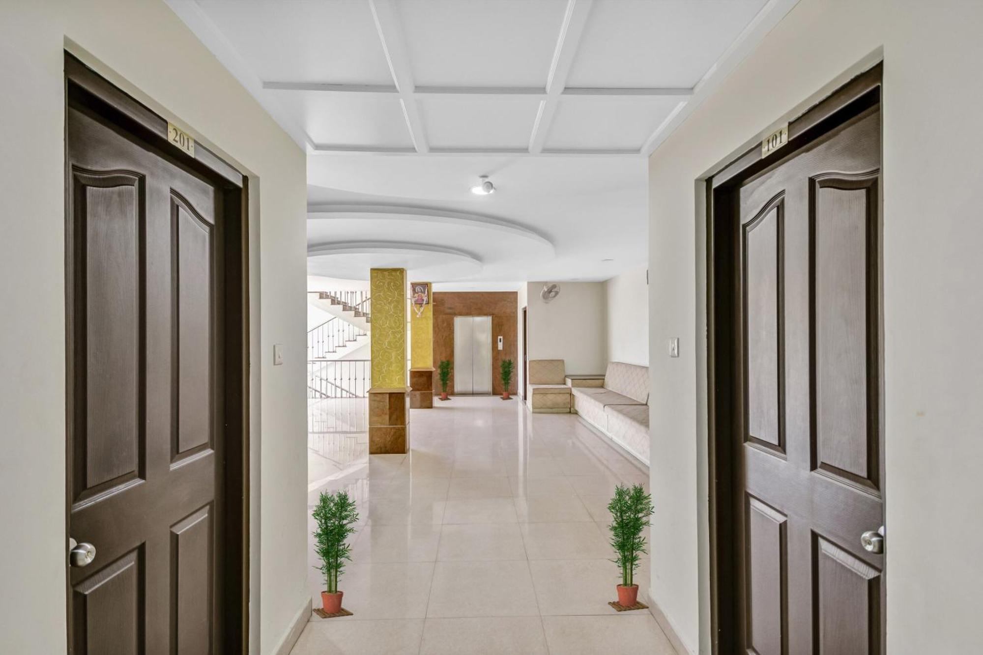 Hotel O Kalapurackal Residency Thekkady Exterior photo